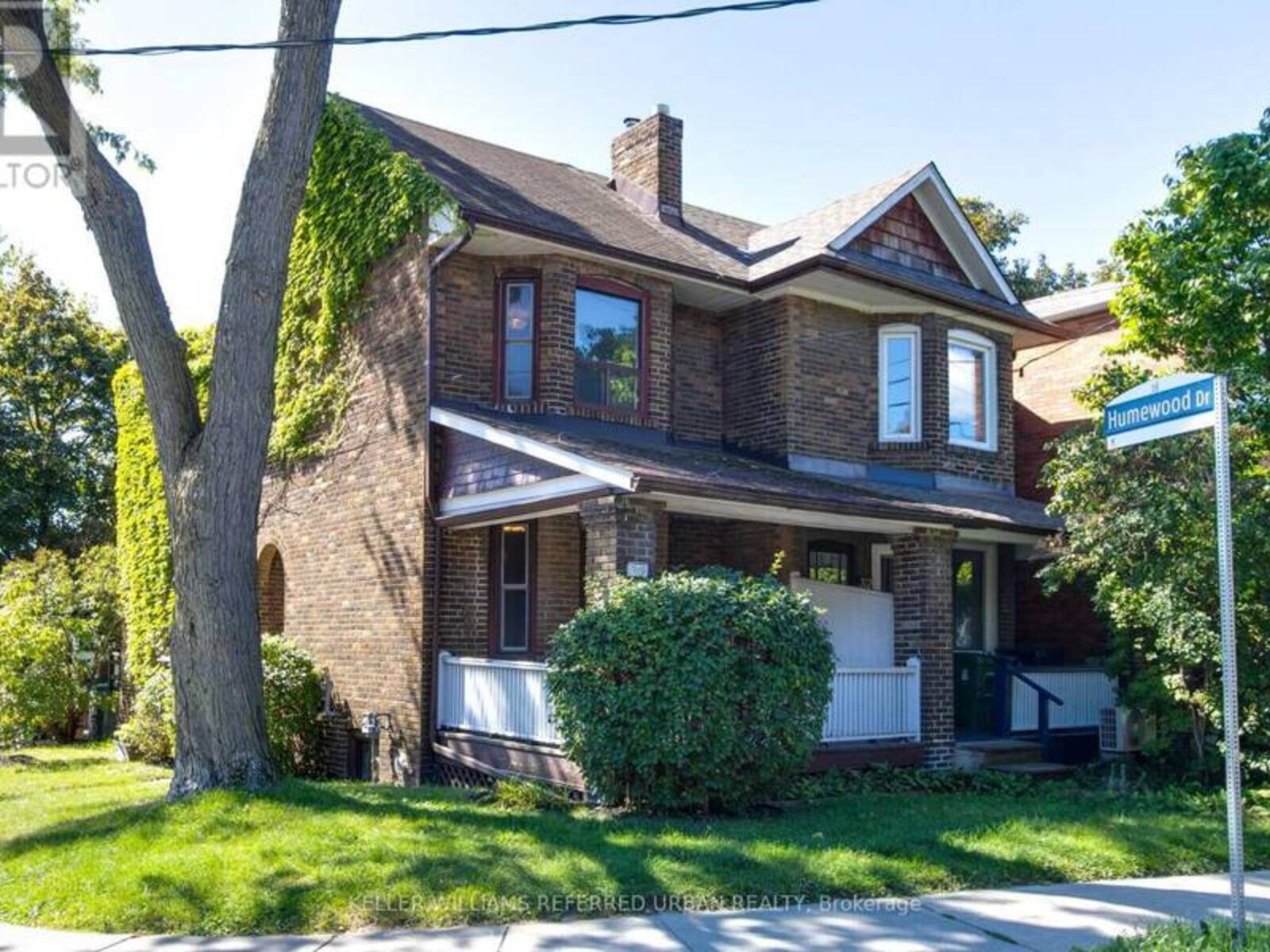 310 VAUGHAN ROAD, Toronto, Ontario M6C 2N6