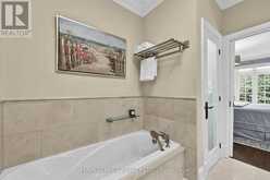 40 TUCKER COURT | Aurora Ontario | Slide Image Nineteen