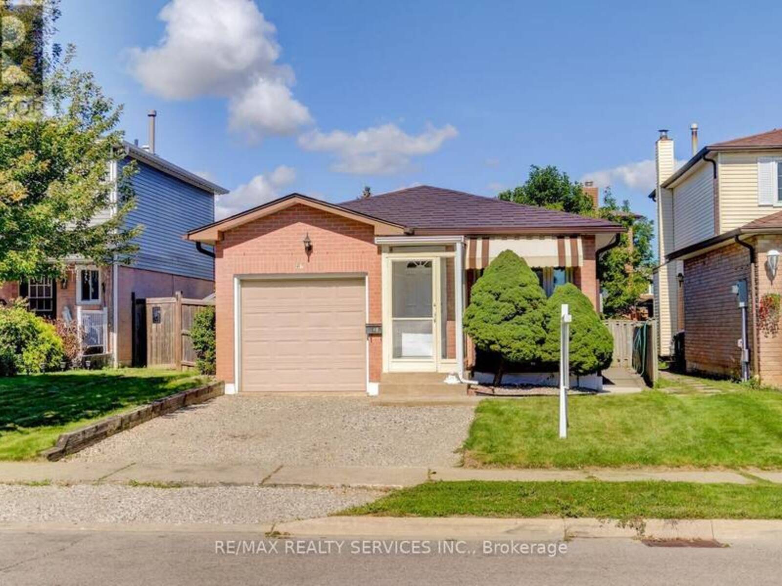41 GREENLEAF CRESCENT, Brampton, Ontario L6X 2V5