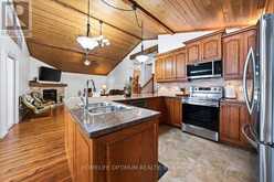 1195 LAKESHORE DRIVE N | Bracebridge Ontario | Slide Image Twenty-one