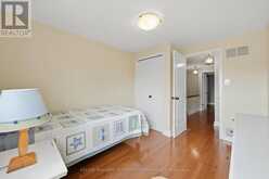 11 GYPSY ROSEWAY | Toronto Ontario | Slide Image Twenty-eight