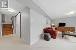 11 GYPSY ROSEWAY | Toronto Ontario | Slide Image Thirty-six