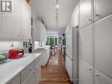 10 DE SAVERY CRESCENT | Toronto Ontario | Slide Image Two
