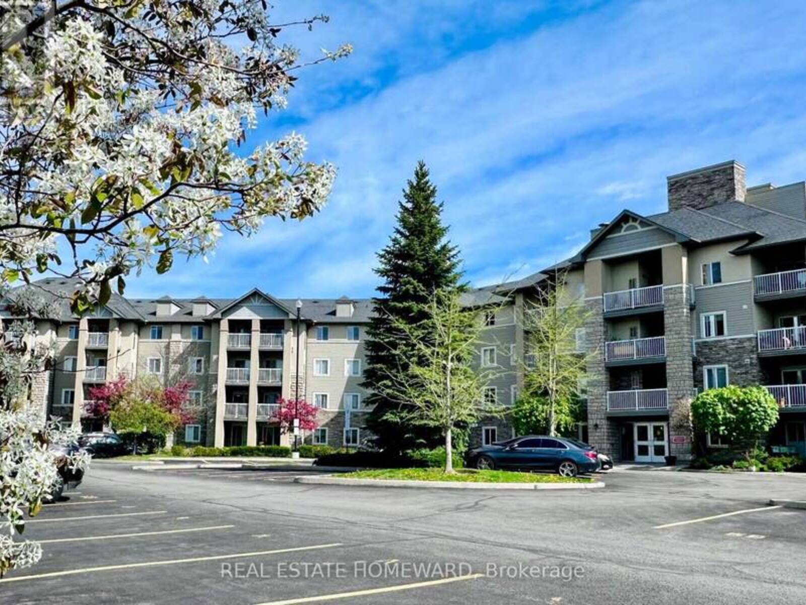 416 - 684 WARDEN AVENUE, Toronto, Ontario M1L 4W4