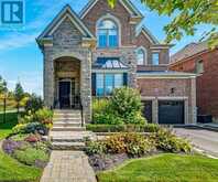 56 WALTER TUNNY CRESCENT | East Gwillimbury Ontario | Slide Image One