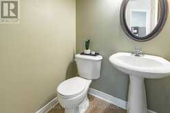 24 PEPIN COURT | Barrie Ontario | Slide Image Eighteen