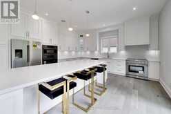 24 RAVENSCREST DRIVE | Toronto Ontario | Slide Image Eighteen