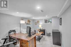 16 WEXFORD AVENUE N | Hamilton Ontario | Slide Image Nineteen