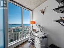 2103 - 218 QUEENS QUAY BOULEVARD W | Toronto Ontario | Slide Image Twelve