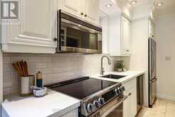 149 LASCELLES BOULEVARD | Toronto Ontario | Slide Image Thirteen