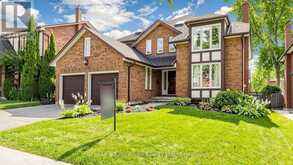 31 DELBEATRICE CRESCENT | Toronto Ontario | Slide Image Three