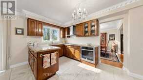 76 SPRUCE AVENUE | Richmond Hill Ontario | Slide Image Fifteen