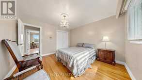 76 SPRUCE AVENUE | Richmond Hill Ontario | Slide Image Thirty-four