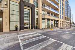 206SW - 9191 YONGE STREET | Richmond Hill Ontario | Slide Image Four