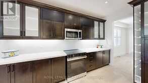 75 DR. GEORGE BURROWS PARKWAY | Georgina Ontario | Slide Image Fourteen