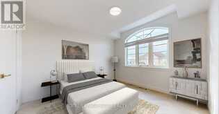 75 DR. GEORGE BURROWS PARKWAY | Georgina Ontario | Slide Image Thirty-five