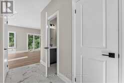 6632 ALEXA COMMON | Niagara Falls Ontario | Slide Image Six