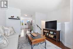5 - 25 VIKING DRIVE | Binbrook Ontario | Slide Image Four