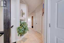 4 CHARTWELL CIRCLE S | Hamilton Ontario | Slide Image Five