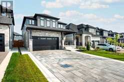 15 LANG LANE | Grand Valley Ontario | Slide Image Two