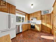 8 TERNHILL CRESCENT | Toronto Ontario | Slide Image Thirteen