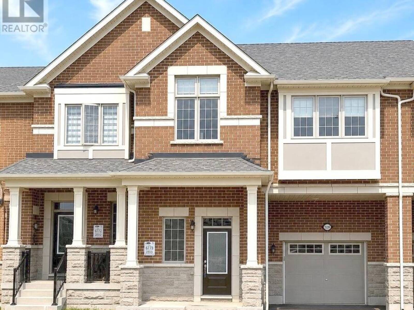 3229 CHIMNEY SWIFT CRESCENT, Pickering, Ontario L1X 0N3