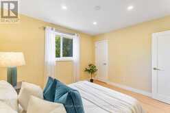 25 ROWALLAN DRIVE | Toronto Ontario | Slide Image Twenty