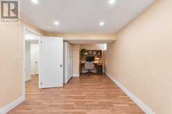 25 ROWALLAN DRIVE | Toronto Ontario | Slide Image Thirty-five