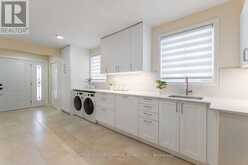 25 ROWALLAN DRIVE | Toronto Ontario | Slide Image Eight
