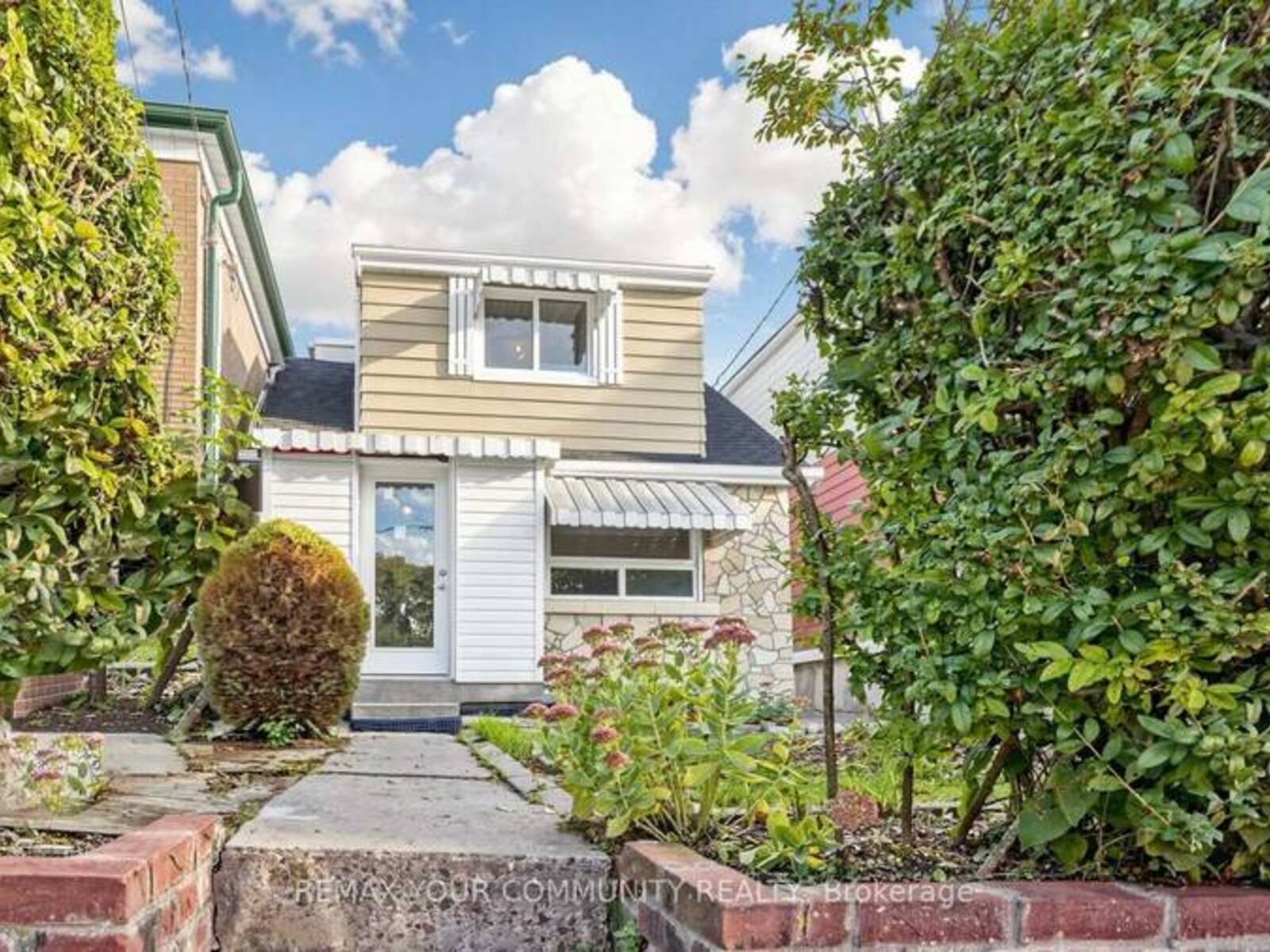73 ROBINSON AVENUE W, Toronto, Ontario M1L 3S9