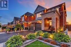123 MCDONNELL CRESCENT | Bradford West Gwillimbury Ontario | Slide Image Two