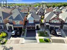 123 MCDONNELL CRESCENT | Bradford West Gwillimbury Ontario | Slide Image Six