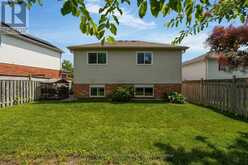 18 DRAPER CRESCENT | Barrie Ontario | Slide Image Seventeen