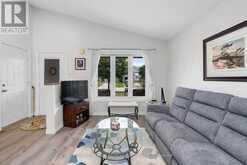 18 DRAPER CRESCENT | Barrie Ontario | Slide Image Two