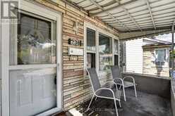 238 CHAMBERS AVENUE | Toronto Ontario | Slide Image Nine