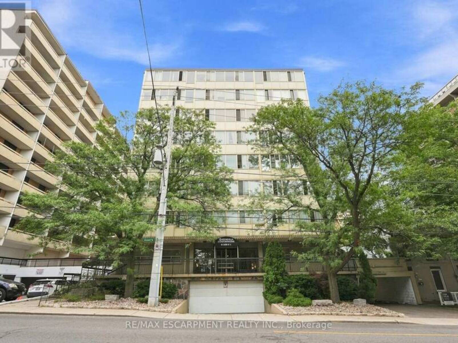 PH 802 - 101 QUEEN STREET S, Hamilton, Ontario L8P 3R9