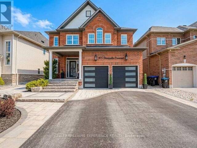 105 DECAROLIS CRESCENT Angus Ontario, L3W 0B4 - 4 Bedrooms Home For Sale