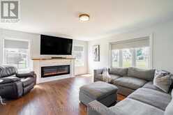 4 CHESLOCK CRESCENT | Warminster Ontario | Slide Image Fourteen
