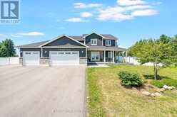 4 CHESLOCK CRESCENT | Warminster Ontario | Slide Image Three