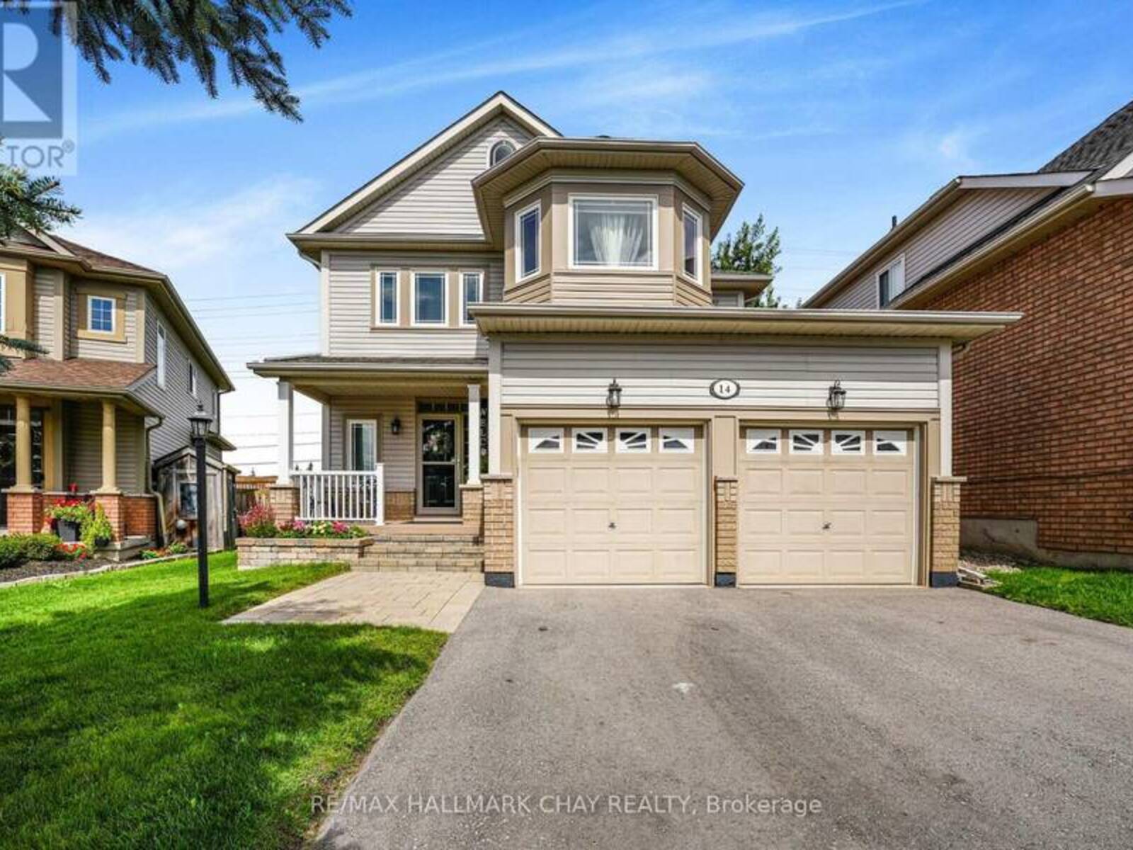 14 STRATHMORE PLACE, Barrie, Ontario L4N 0K1