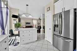 14 STRATHMORE PLACE | Barrie Ontario | Slide Image Ten