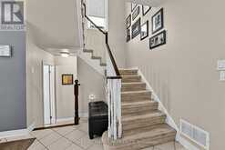 14 STRATHMORE PLACE | Barrie Ontario | Slide Image Sixteen