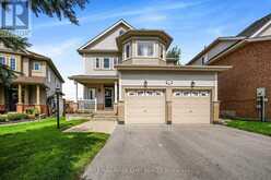 14 STRATHMORE PLACE | Barrie Ontario | Slide Image One