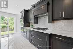 1170 GILES GATE | Oakville Ontario | Slide Image Thirteen