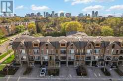 7 KENNETH WOOD CRESCENT | Toronto Ontario | Slide Image Forty