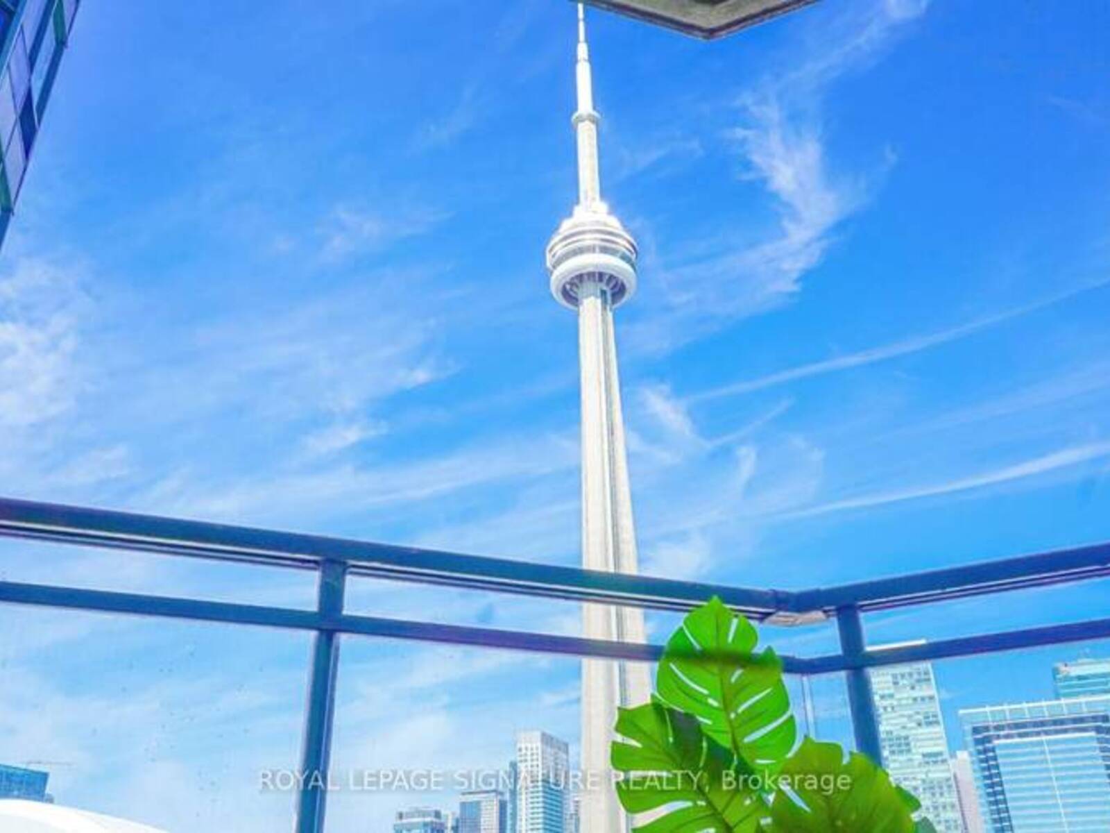 1726 - 230 QUEENS QUAY W, Toronto, Ontario M5J 2Y7