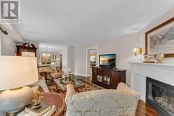 93 FERN VALLEY CRESCENT | Richmond Hill Ontario | Slide Image Thirteen