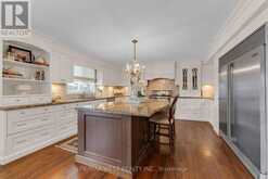 93 FERN VALLEY CRESCENT | Richmond Hill Ontario | Slide Image Five