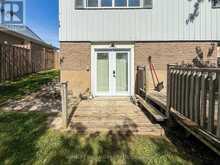 131 CUNDLES ROAD E | Barrie Ontario | Slide Image Three