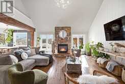 11 BASSWOOD CIRCLE | Oro-Medonte Ontario | Slide Image Eight